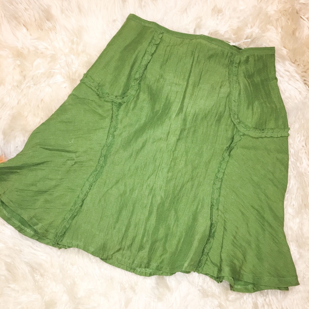 Max Studio Green Silk Flounce Skirt